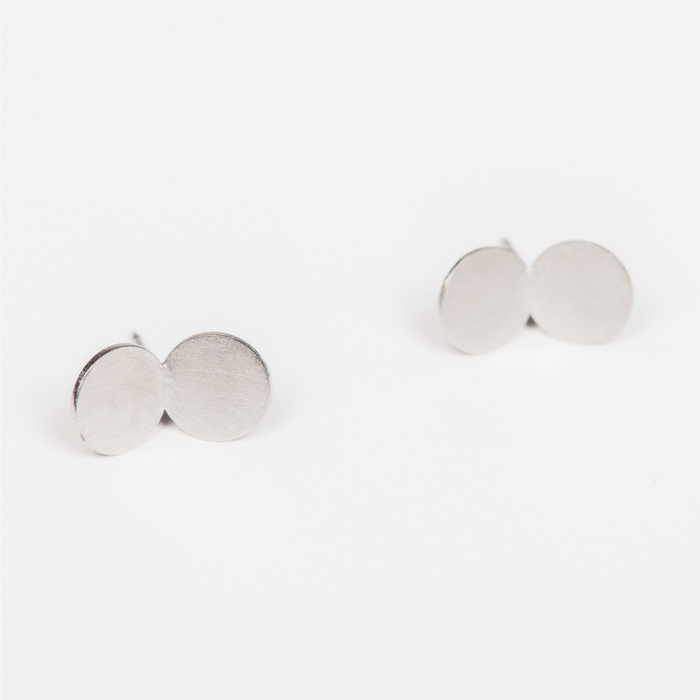 double dot shaped stud earrings 